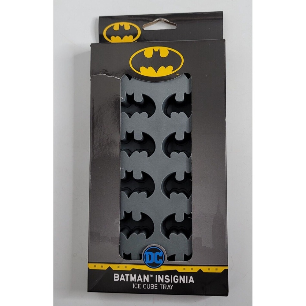 DC Comics Batman Insignia‎ Logo Ice Cube Tray Mold NEW Silicone